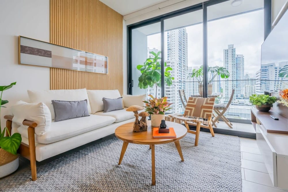 w Bright 1BR in San Francisco