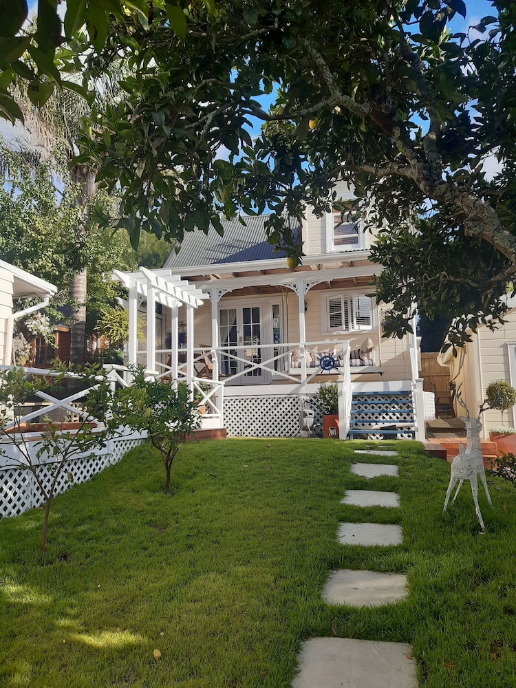 Photo 42