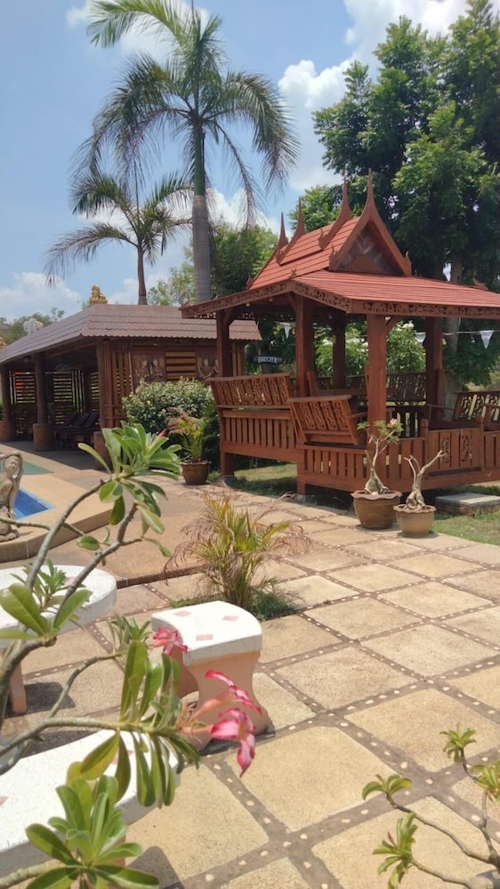 Changthai Comfort Guest House