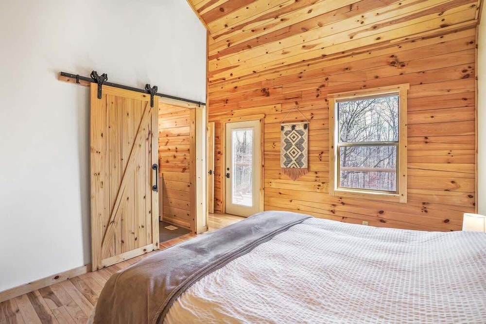 Fern Woods A Modern Take on Hocking Hills Cabins
