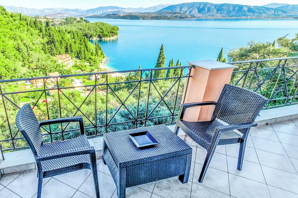 Villa Agni Sea View