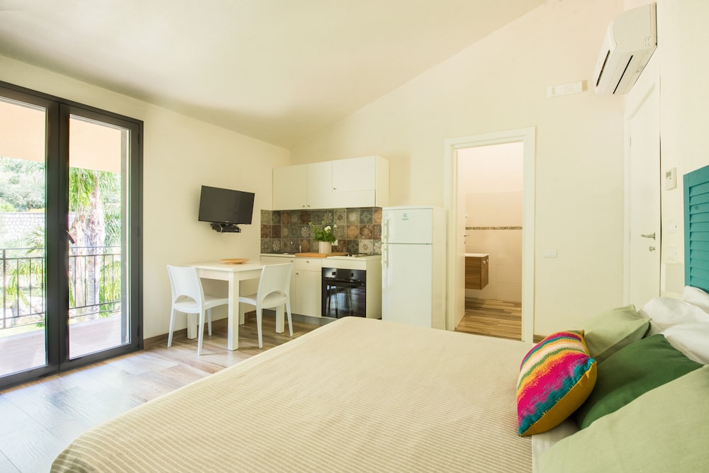 L Ulivo Blu - Suite With Balcony 2 - Loc