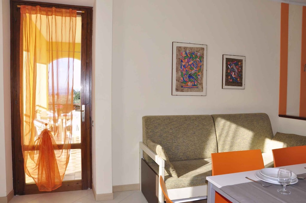 Ferienwohnung mit Terrasse und Pool