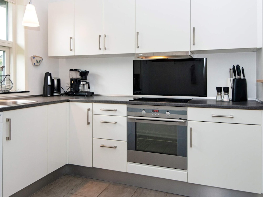 6 Person Holiday Home in Hejls view 5