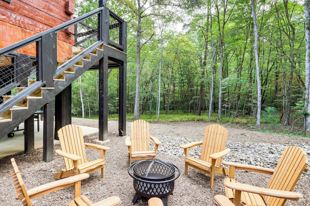 Blue Ridge Adventure Base: Grill, Play, Explore!