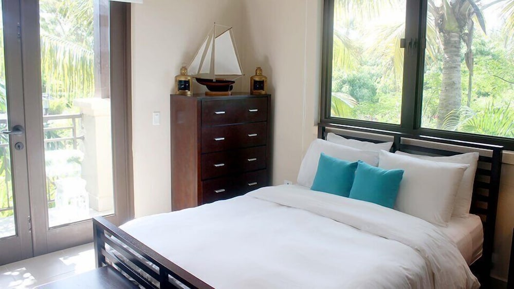 5 Star Caribbean Villa view 3