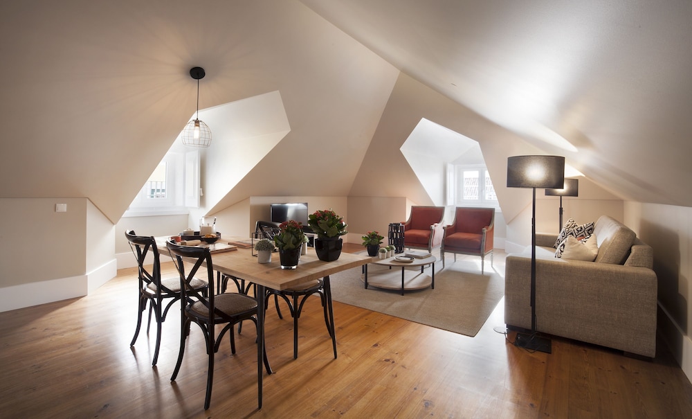 Lisbon Five Stars Apartments - Bica 246