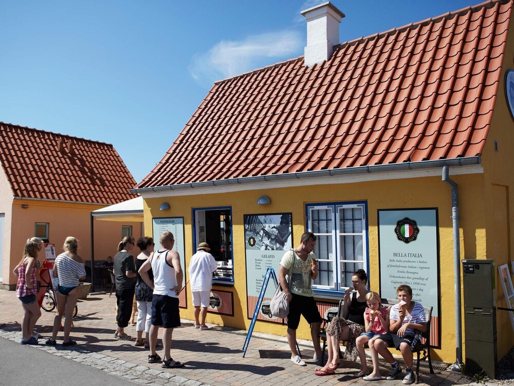 6 Person Holiday Home on a Holiday Park in Karrebaeksminde