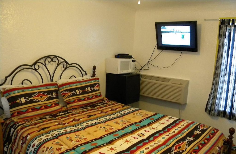 Grand Motel
