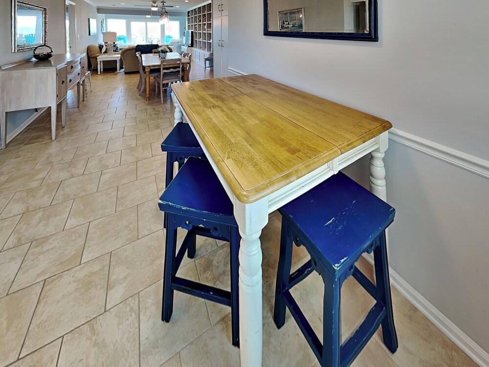 Tournesol by Topsail Realty