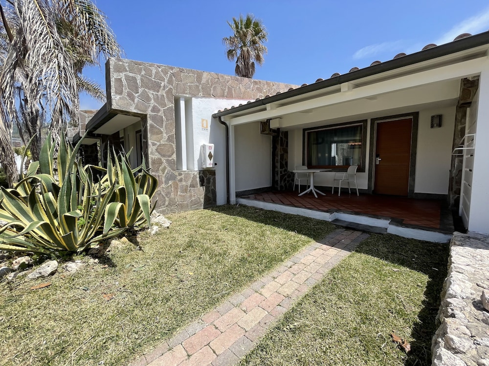 Le Mandrelle Beach Resort photo 5