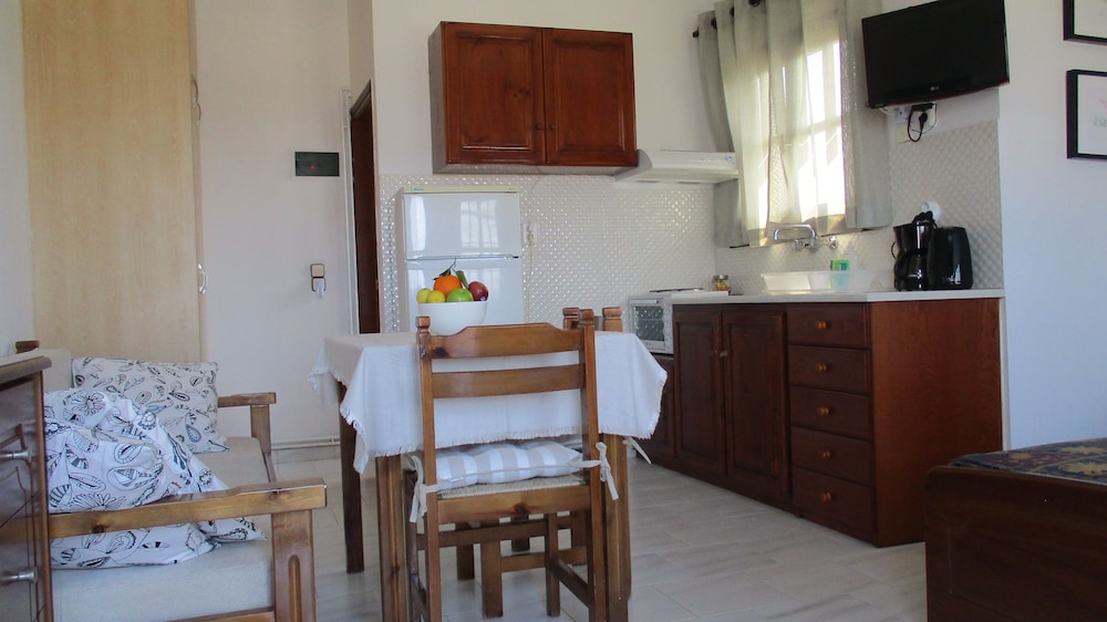 Kosta's House