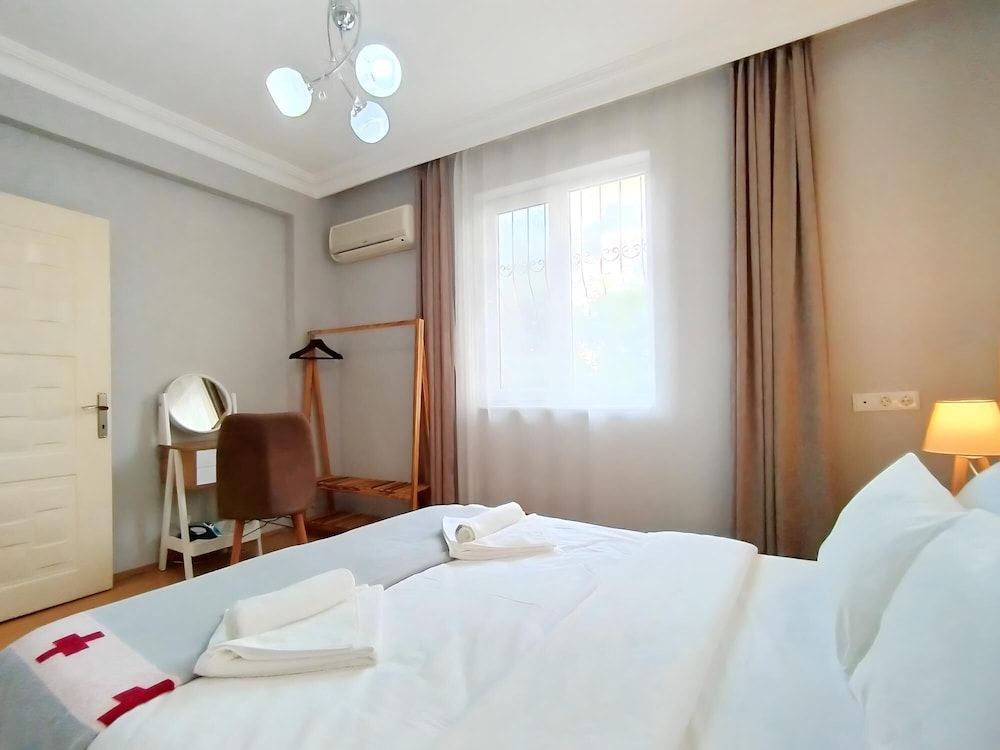 Cozy Flat Near Shopping Malls in Kepez Antalya