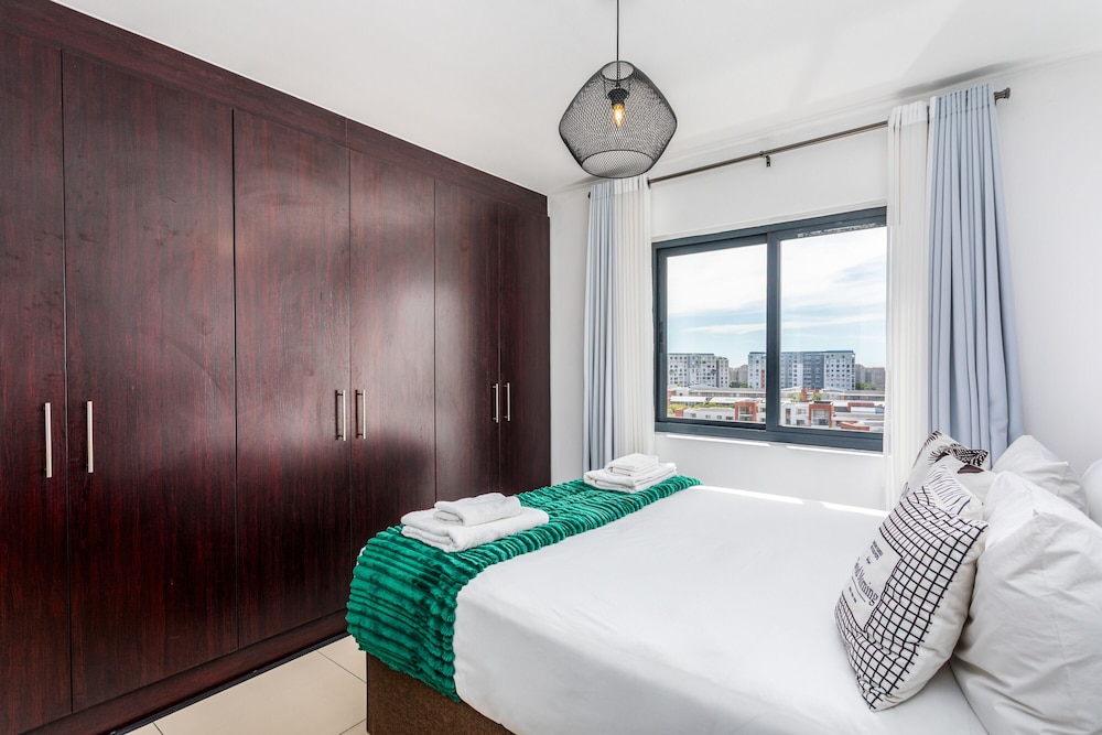 Knightsbridge 702w by Ctha