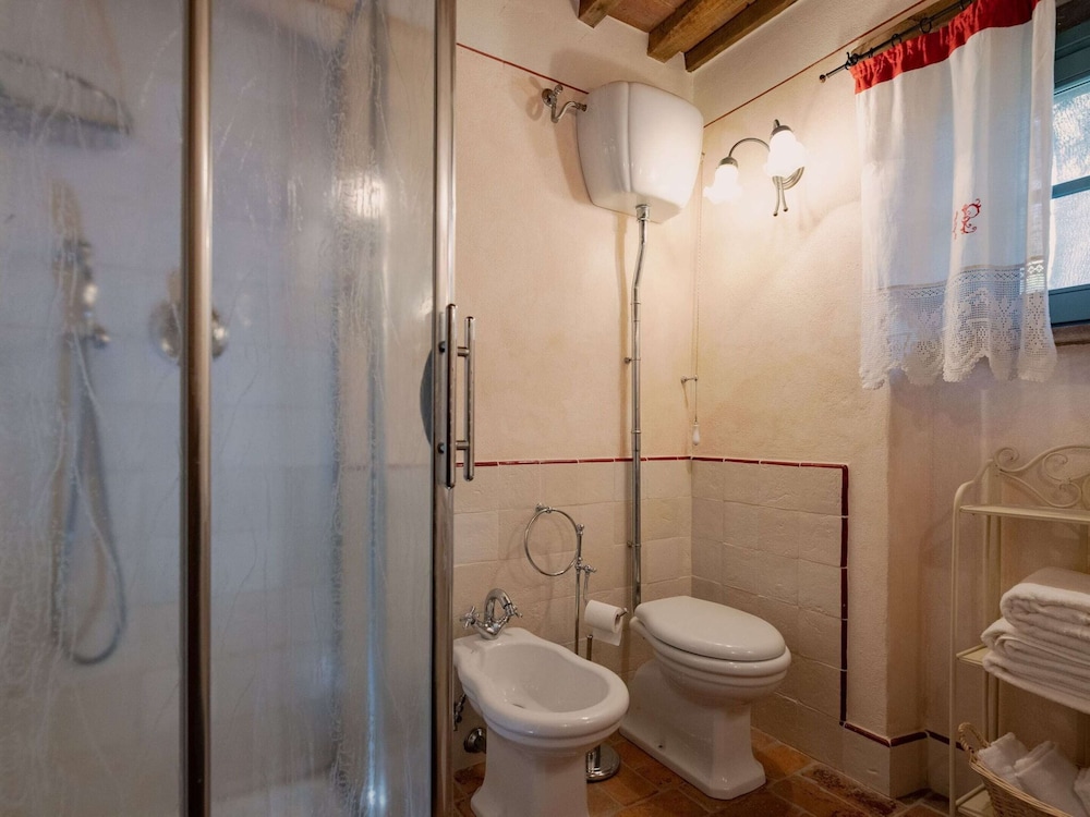 Holiday Home in Cortona photo 5