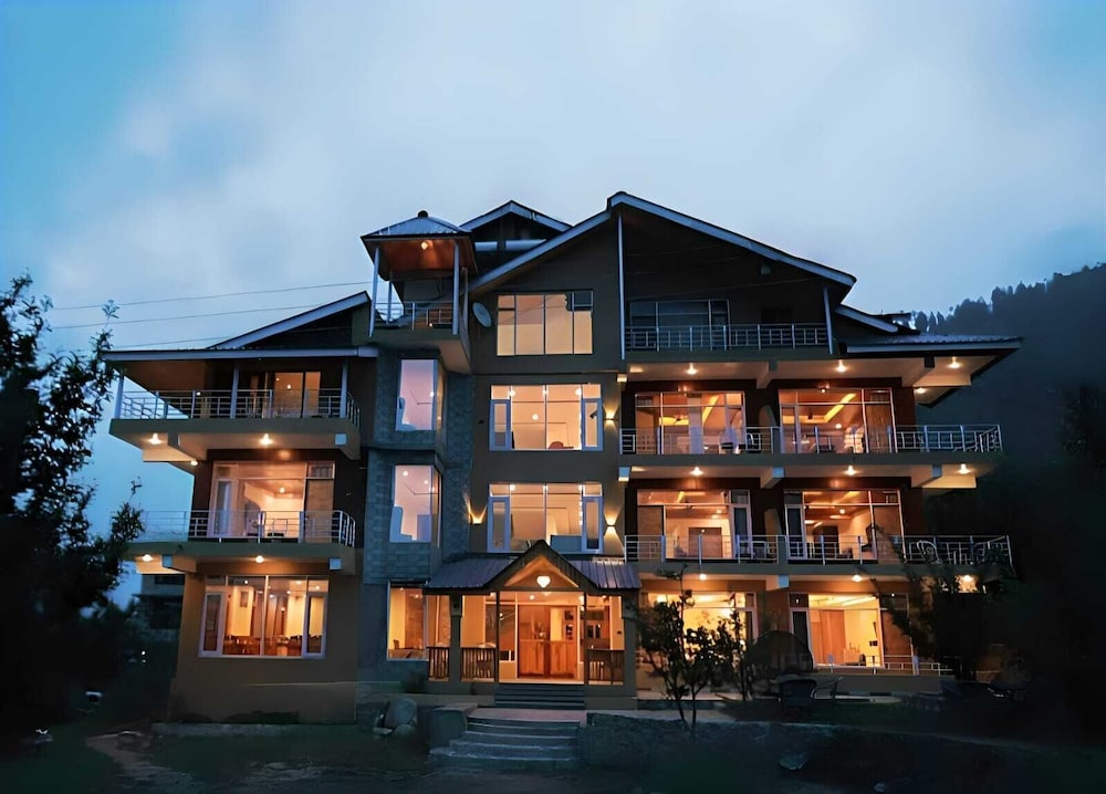 Omavya Cottage