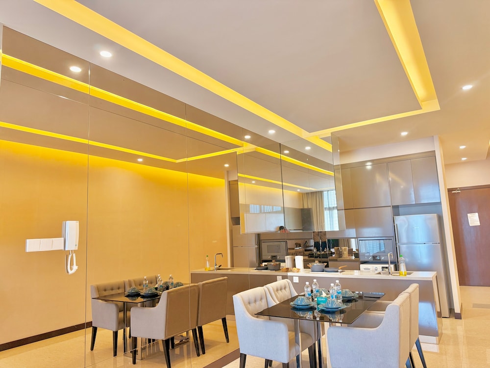 Dorsett Residence by crystal