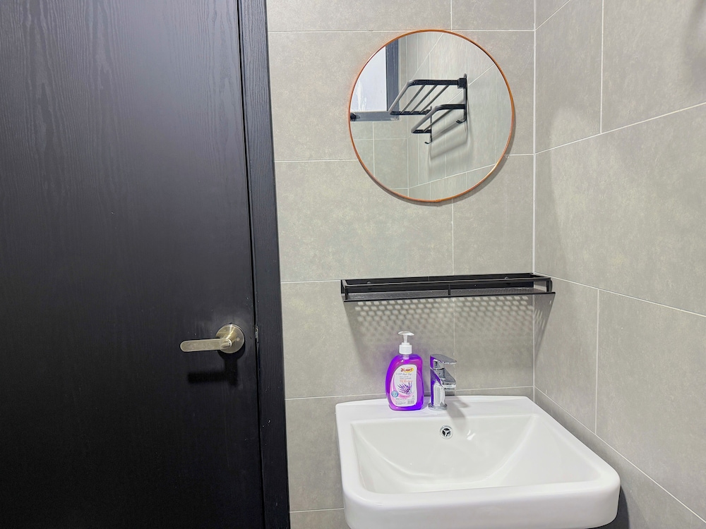 Neu Suites By RASBO Galaxy Suites