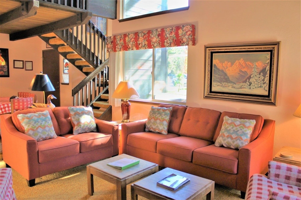 Tennis Village 3 2 Bedroom Apts
