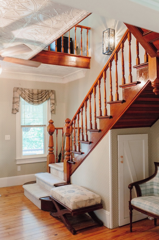 Inn at Tyler Hill