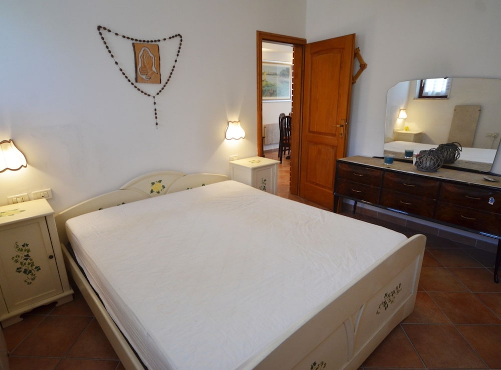 Spacious Rovinj Apartment With Balcony and Sea View