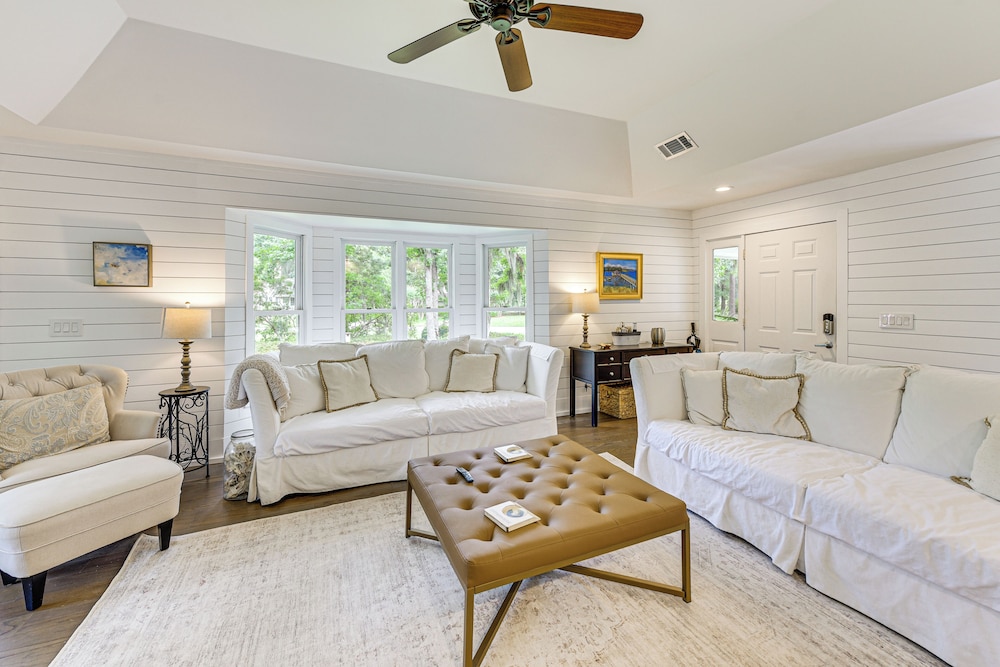 Golf, Swim & Unwind: Callawassie Island Hideaway!