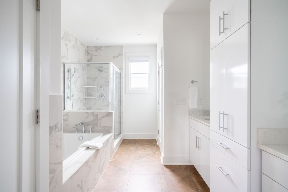 Lambert by Avantstay Stunning 4BR Condo in Heart of Nashville