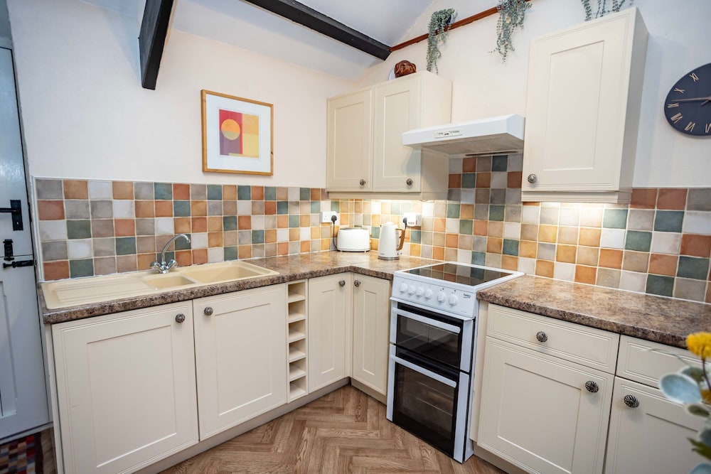 Hall House Estate - 4 Properties- St Florence