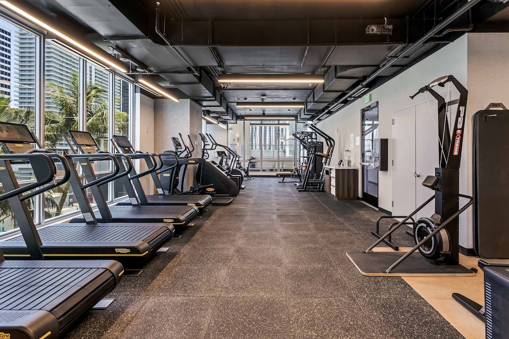 Where the Skyline Sleeps Rooftop Pool Gym