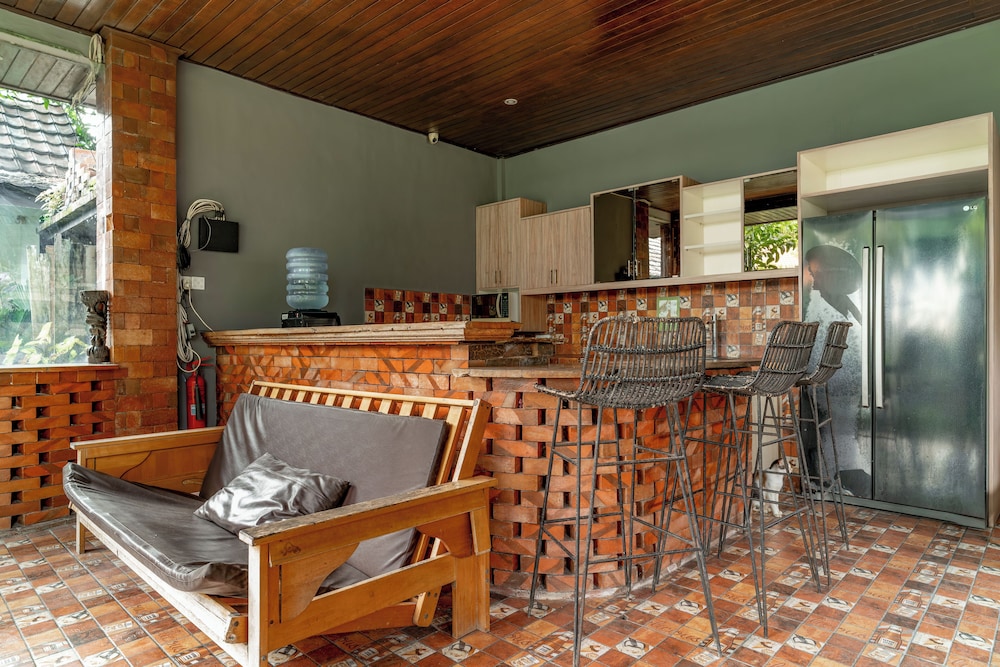 Vande Guest House