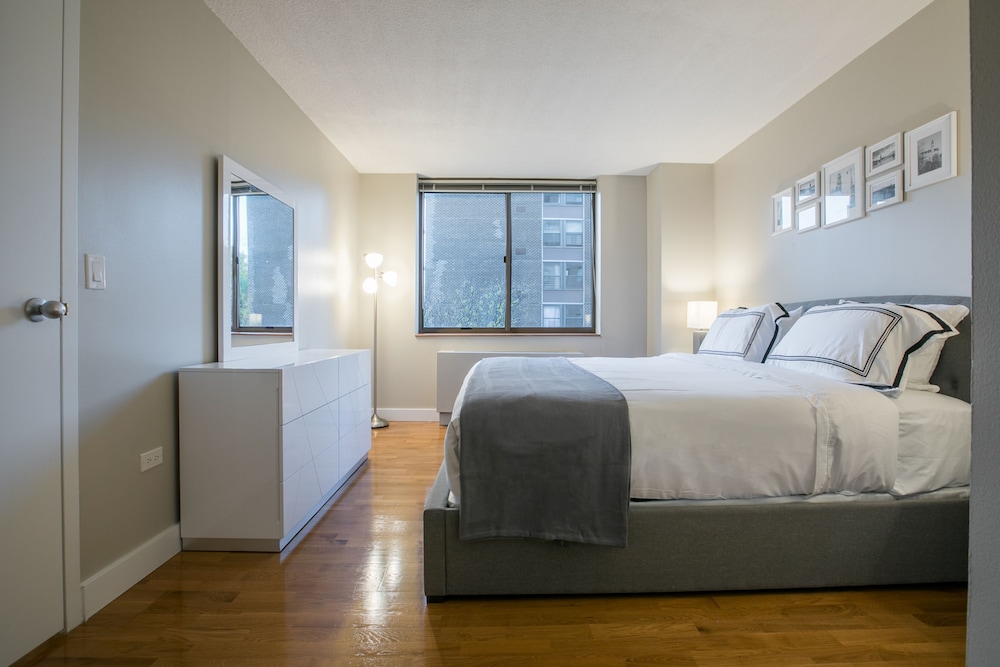 Fully Furnished 2BR 2bath Unit in NYC