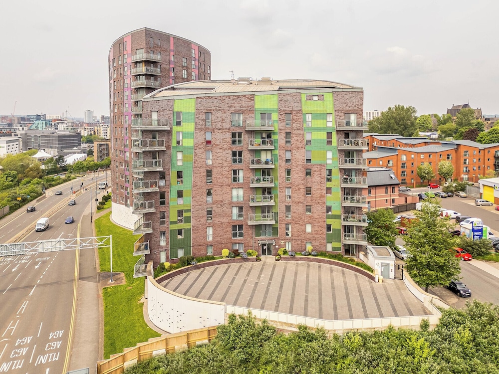Charming 1-bed Apartment in Leeds