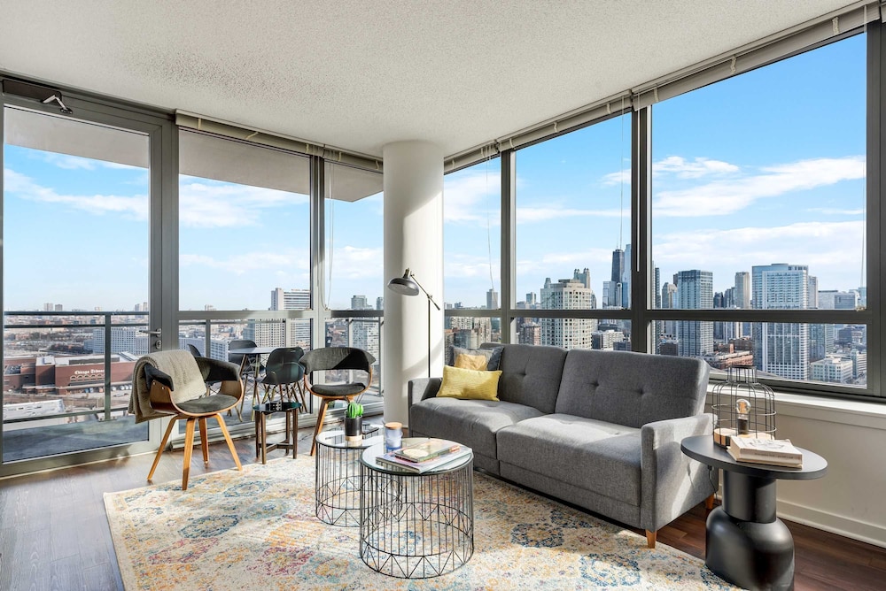 Fulton Group Stay 2 Apartments Skyline Views