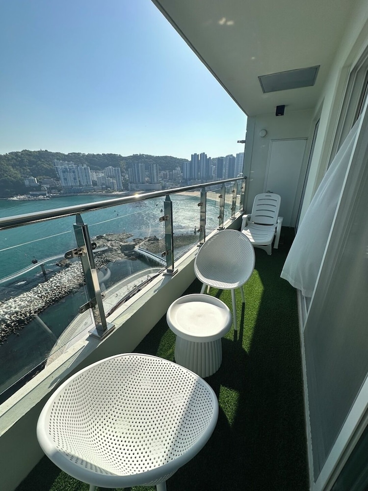 THE DECEMBER STAY Busan Ocean Terrace
