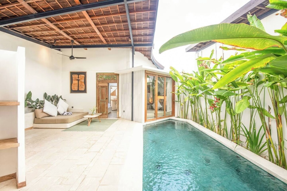 Cozy 1-br Villa, 800m From Echo Beach