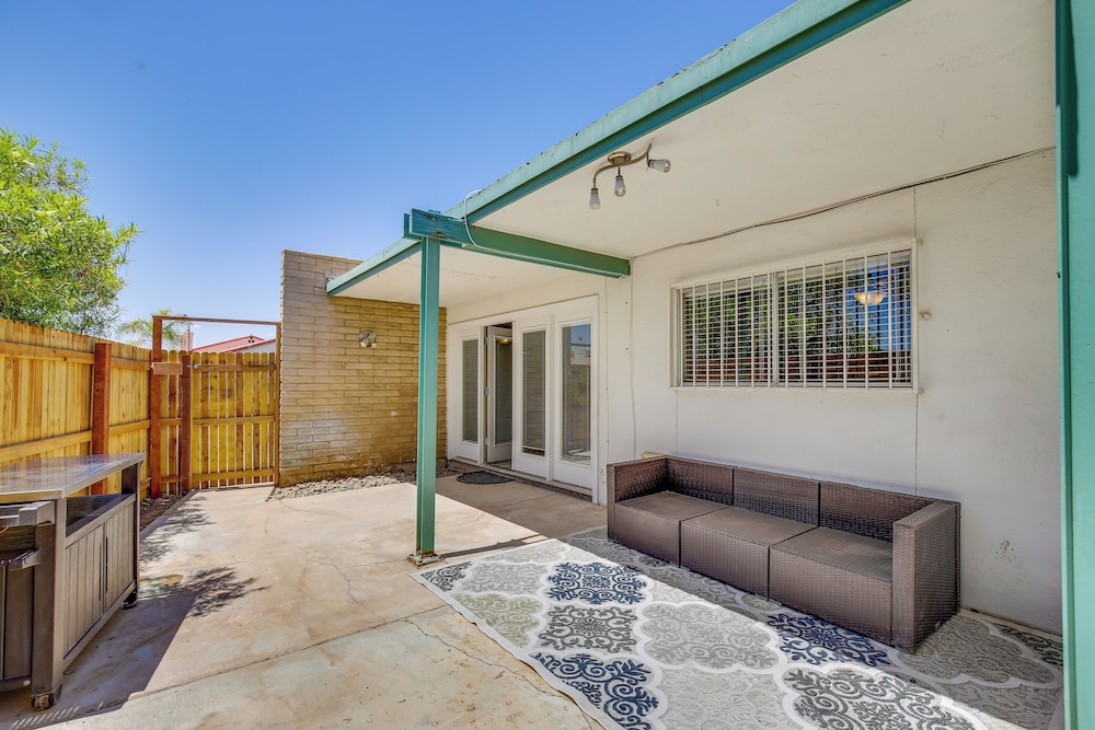 Centrally Located Yuma Retreat w/ Fenced Patio view 4