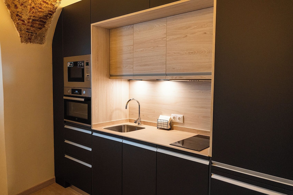Qazris Suites