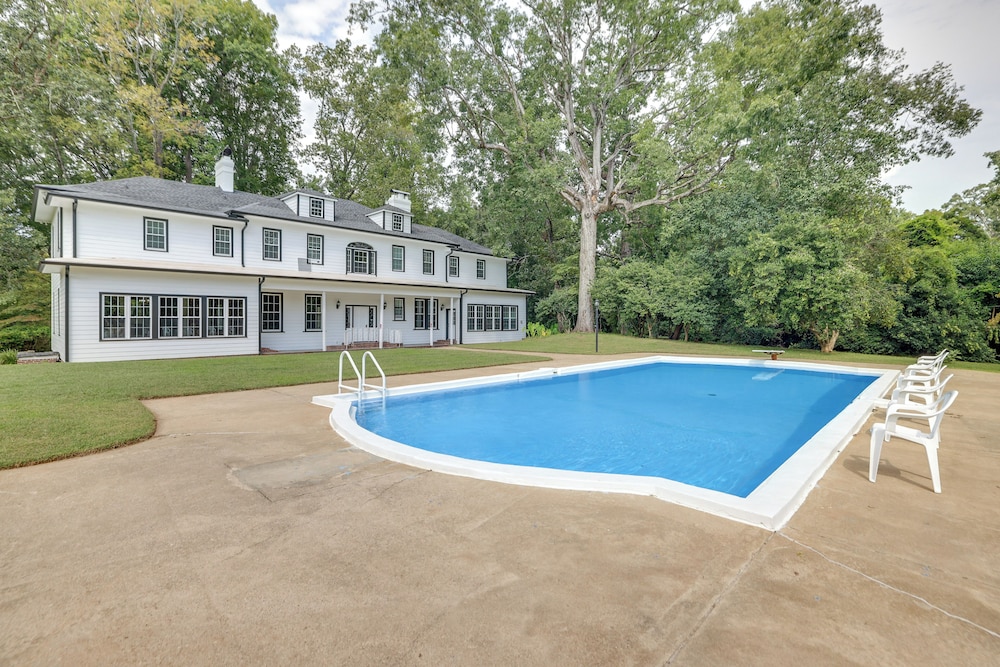 Westwind Estate Apt 6 Mi to Dtwn Spartanburg