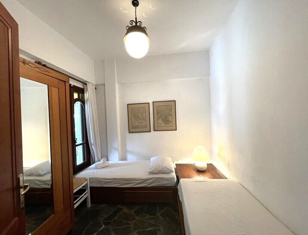 Spacious Maisonette on the "eu Blue Beach" of Kalogria in Sithonia in Greece view 3