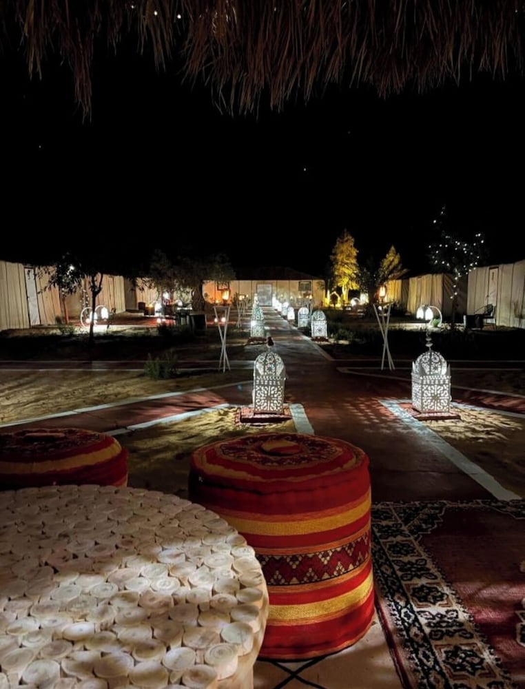 Desert Lodge luxury camp
