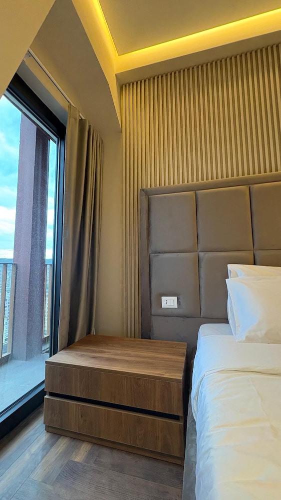 Blue Boutique Apartments 3