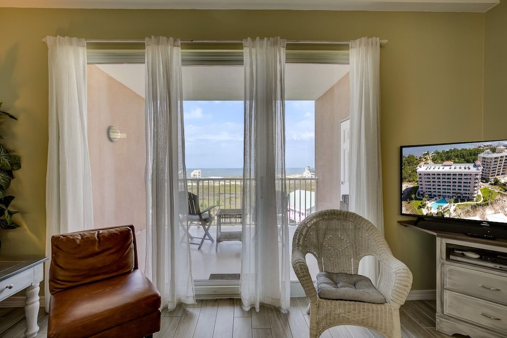 The Dunes 507