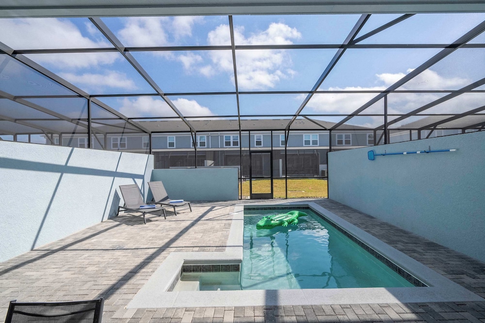 Luxury Private Pool & Themed Rooms Close To Disney 1282