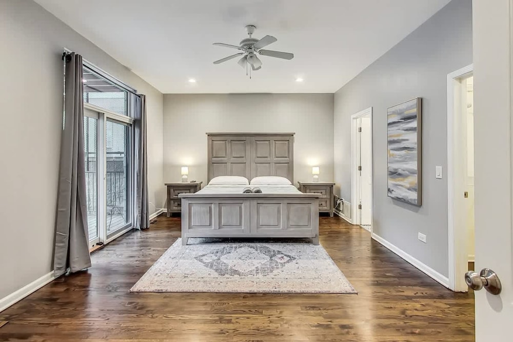 South Loop Three Bedroom Two Bath Home