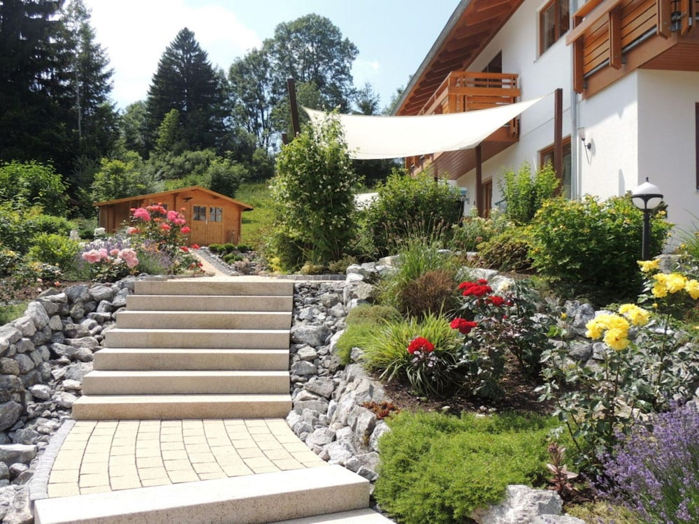 Holiday Apartment at the Rose Garden