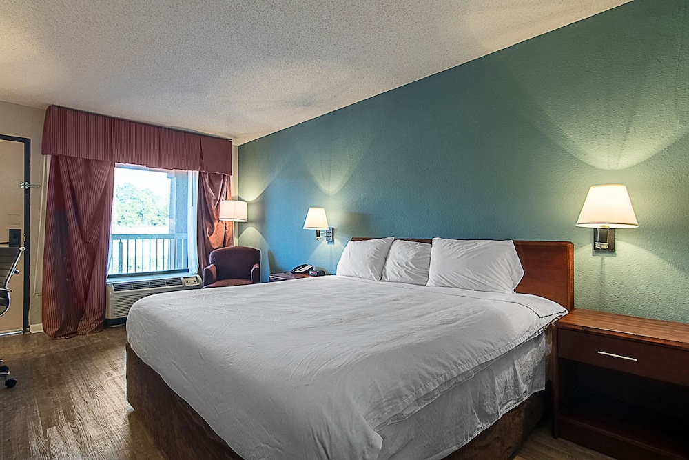 Americus Vacations - Econo Lodge - Property Image 26