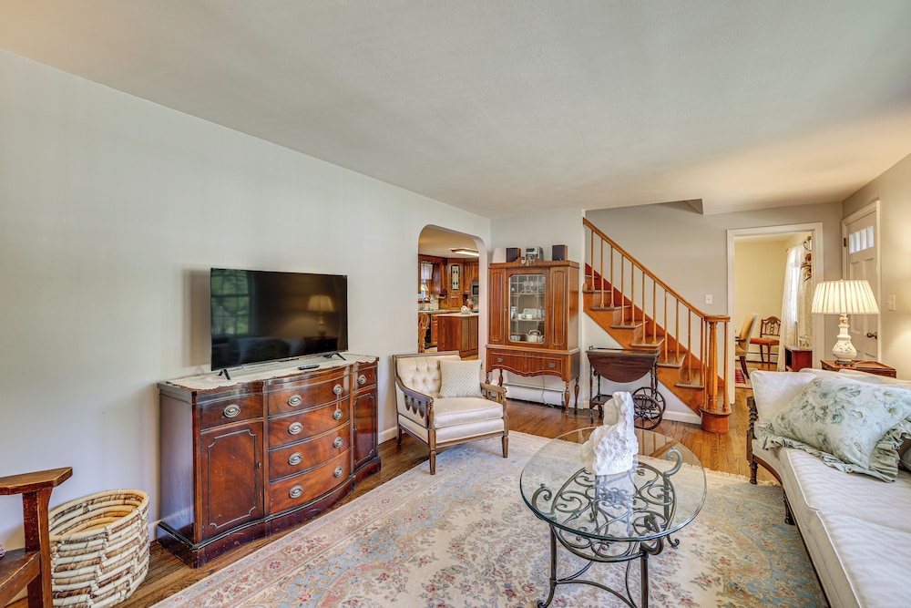 Family Getaway in Bristol Near Trails & Parks!