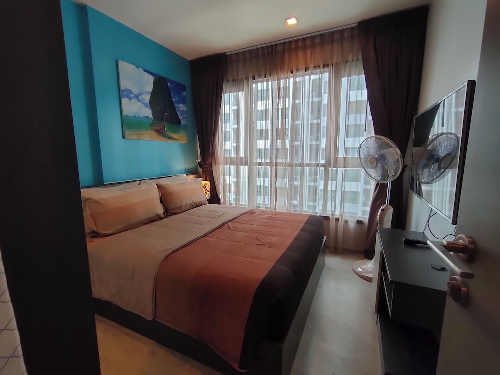 The Base Central Pattaya - 1 bdr Condo With Pool