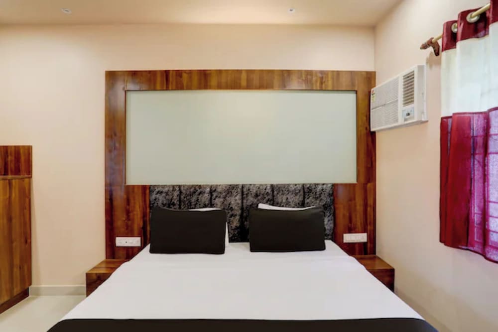 Hotel Ruby House Near Sea Beach Puri