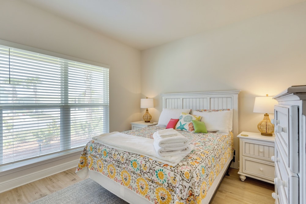 Port St Joe Home w/ Beach & Boardwalk Access!